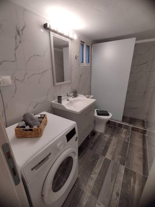 Amalia'S Luxury Apartment 塞萨洛尼基 外观 照片